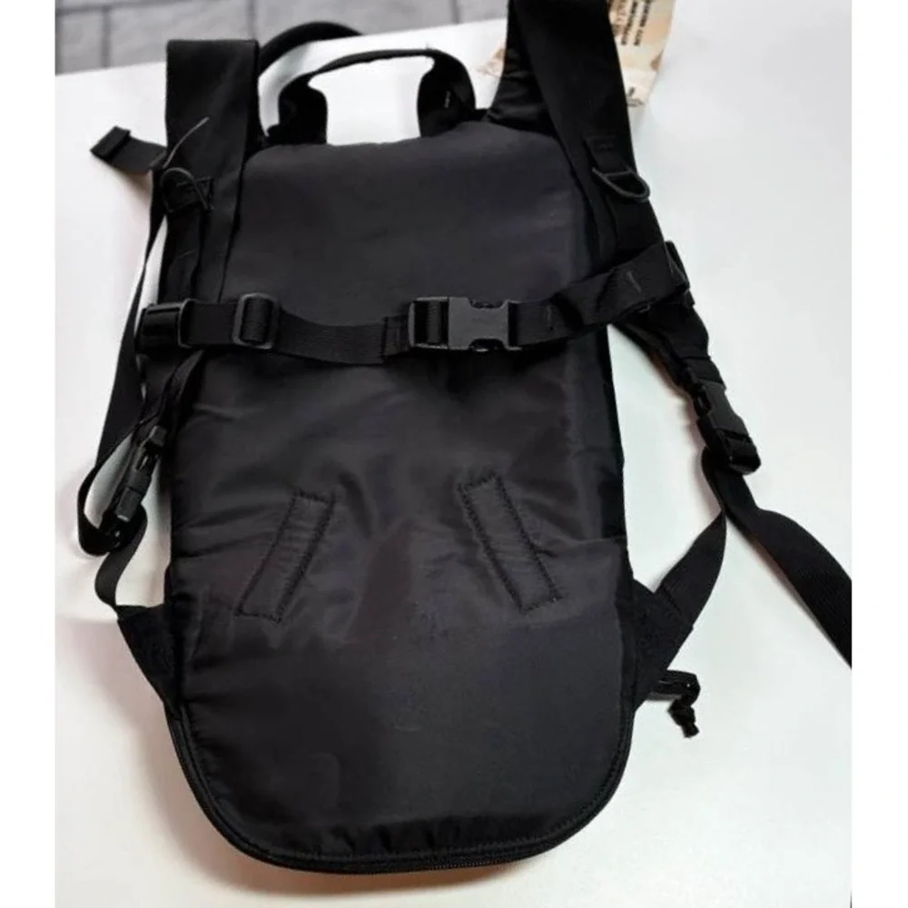 HydraMax Hydration Backpack Black Tactical Hiking Cycling Gorpcore NWT Outdoorsy